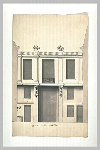 Façade d'une maison donnant sur une cour_0