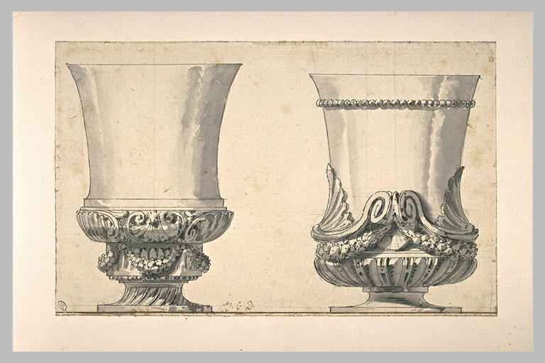 Deux gobelets avec pieds, ornementés de coquilles et perles_0