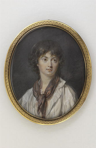 Portrait d'un adolescent en chemise blanche_0