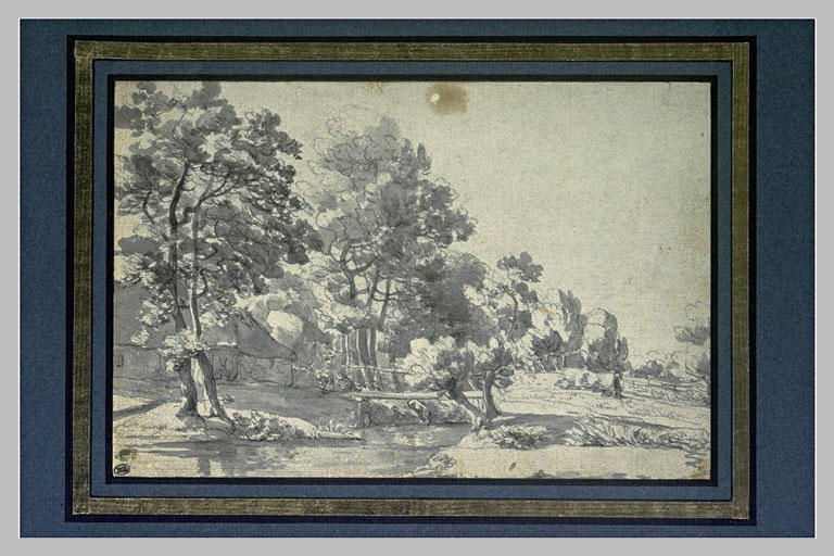 Ferme entourée d'arbres, près d'un cours d'eau_0