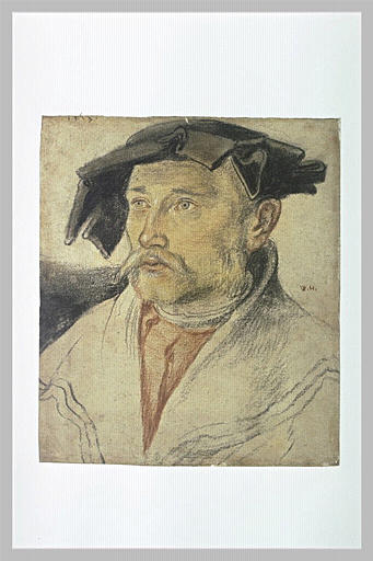 Portrait en buste d'un homme coiffé d'une barette_0
