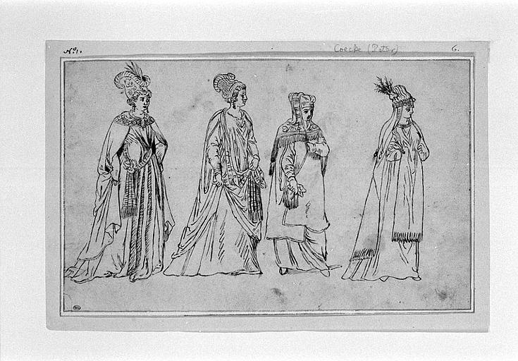 Feuille de quatre études de costumes de femmes_0