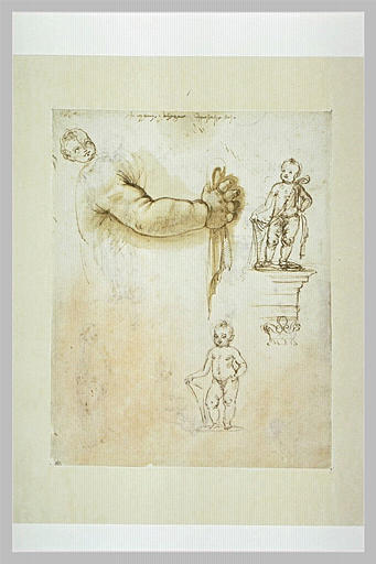 Deux enfants dont un sur un socle ; un bras droit ; tête d'enfant_0
