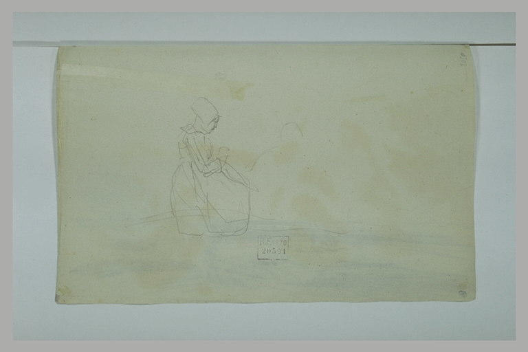 Paysanne assise, vue de profil, à droite_0