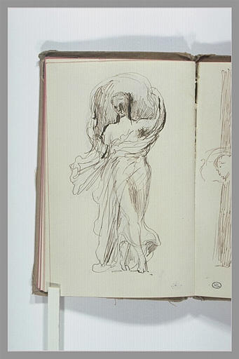 Statue de femme avec un voile_0