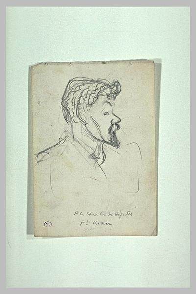 Ravier vu en buste, de trois quarts à droite, chevelure ondulée, moustache_0