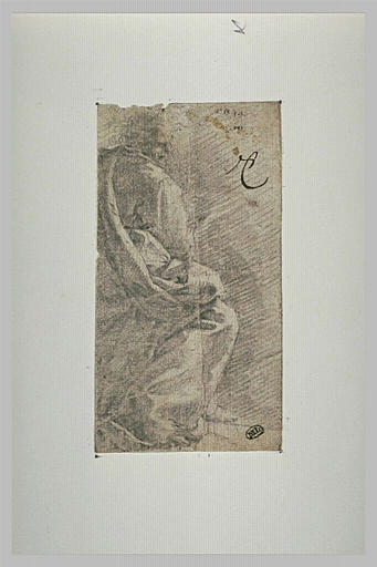 Homme assis, vu de trois quarts par le dos, la tête de profil vers la droite_0