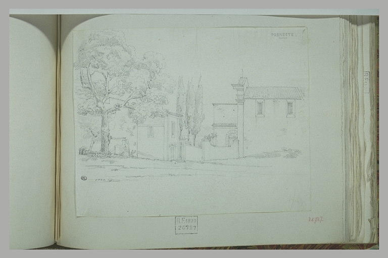 Préneste : vue d'une église_0