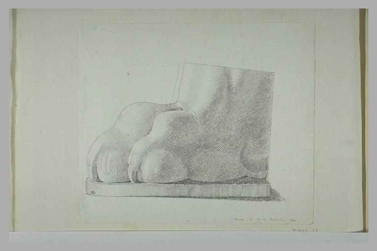 Rome : statue d'un lion, détail du pied_0