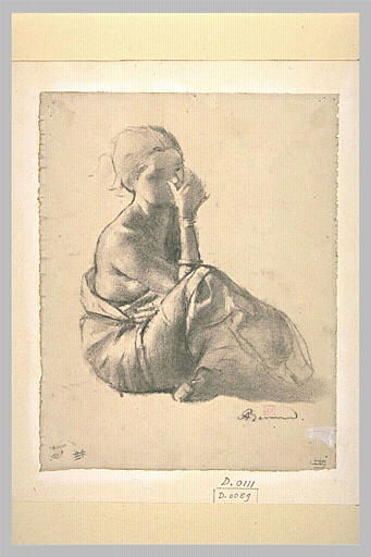 Jeune fille assise, poitrine nue, jambes repliées, de trois quarts à droite_0