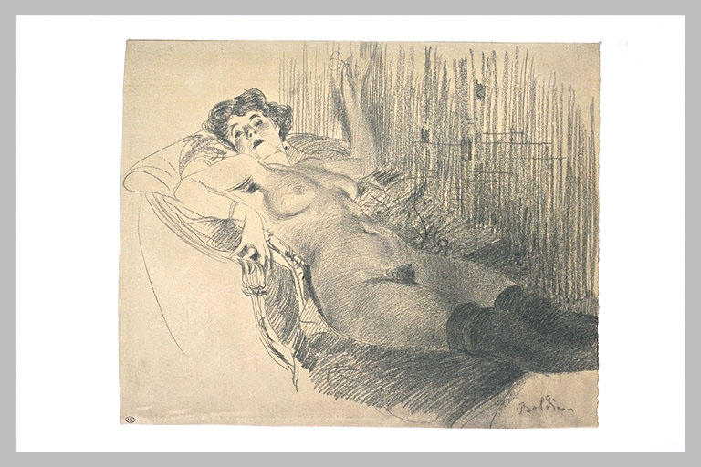 Femme nue, allongée sur un canapé, portant des bas noirs_0