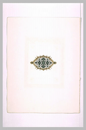 Médaillon à décor géométrique et floral_1