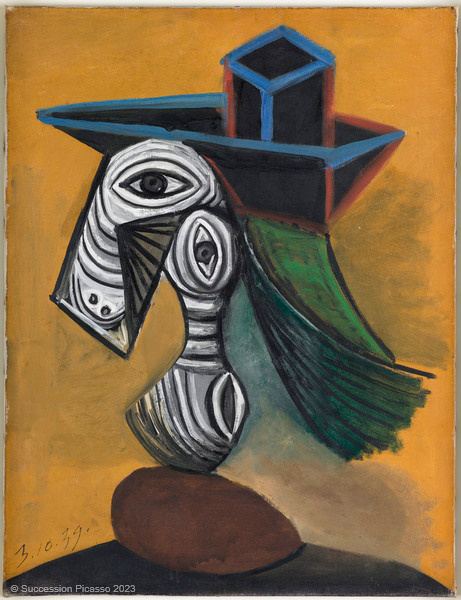 Femme au chapeau bleu_0
