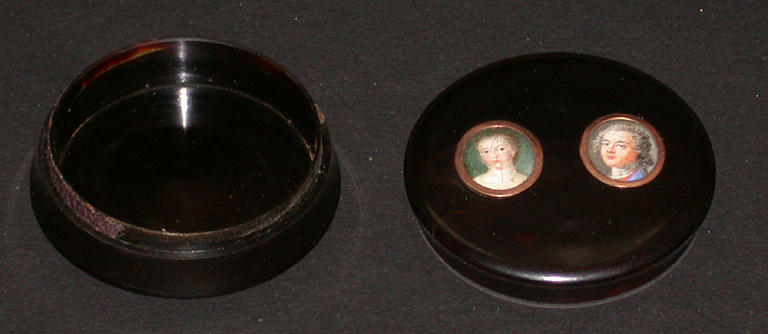 Louis-Jean-Marie de Bourbon, duc de Penthièvre (1725-1793) et son épouse Marie-ThérèseFélicité d'Este-Modène (1776-1754), dits autrefois à tort : Louis-Joseph dauphin de France (1729-1765), père de Louis XVI, et la dauphine Marie-Josèphe de Saxe (1731-1767)_1