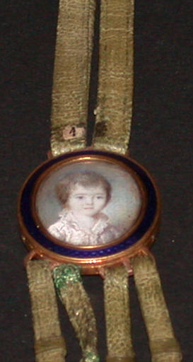 Louis-Antoine-Henri, duc d'Enghien (1772-1804) tout enfant, de face, vêtu de blanc, les cheveux coupés sur le front_2