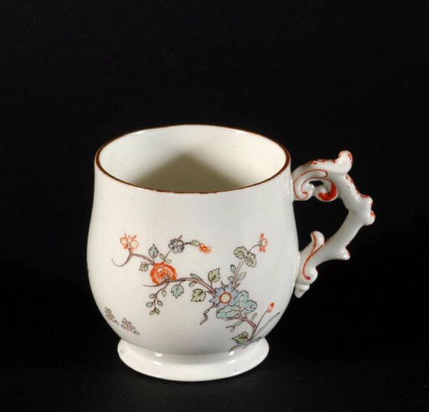 Tasse trembleuse, soucoupe_0