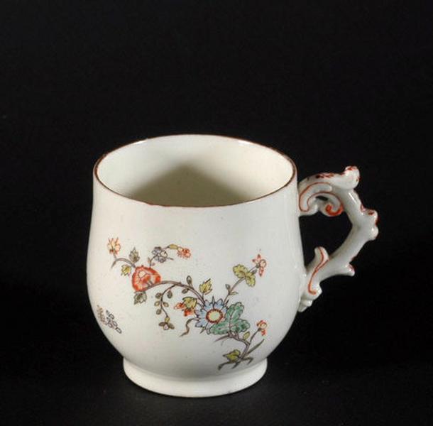 Tasse trembleuse, soucoupe_0