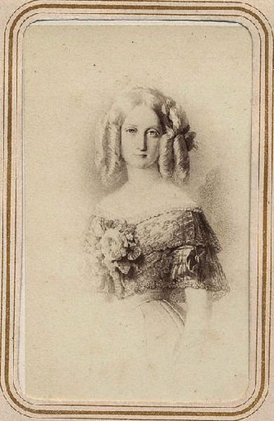 Portrait de Marie-Caroline de Bourbon-Siciles, duchesse d'Aumale (1822-1869), en buste, en robe de bal, avec des anglaises, reproduction d'après Winterhalter, Franz Xaver Winterhalter, 19e siècle