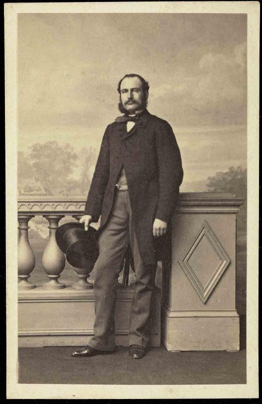 Etienne Joly, précepteur du prince de Condé, Mayer Brothers, 19e siècle
