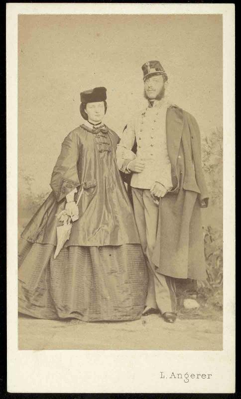 Portraits de Joseph Charles Louis de Habsbourg-Lorraine, archiduc d'Autriche et comte palatin de Hongrie (Presbourg (aujourd'hui Bratislava, Hongrie),1833 ; Fiume (aujourd'hui Rijeka, Istrie), 1905) et la princesse Clotilde de Saxe-Cobourg-Kohary (Neuilly-sur-Seine,1846 ; Alcsut, 1927), son épouse en 1864_0