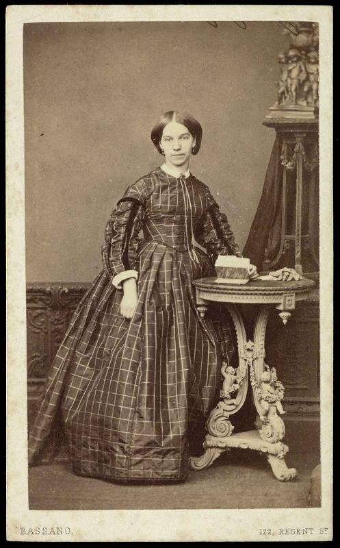 Portrait de Melle Jenny Guyaz, Alexander Bassano, 1866-1876