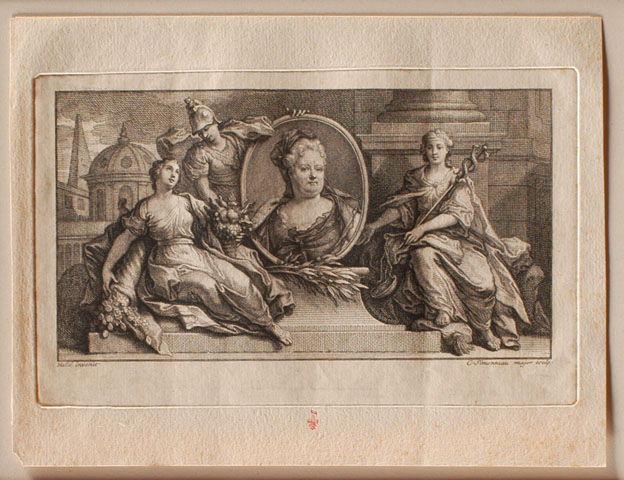 Trois allégories féminines, la Sagesse (Athéna), l'Abondance et la Prudence avec le caducée, tenant le portrait de la Princesse Palatine en médaillon, sur fond d'architecture, Charles Louis Simonneau, 1700-1722