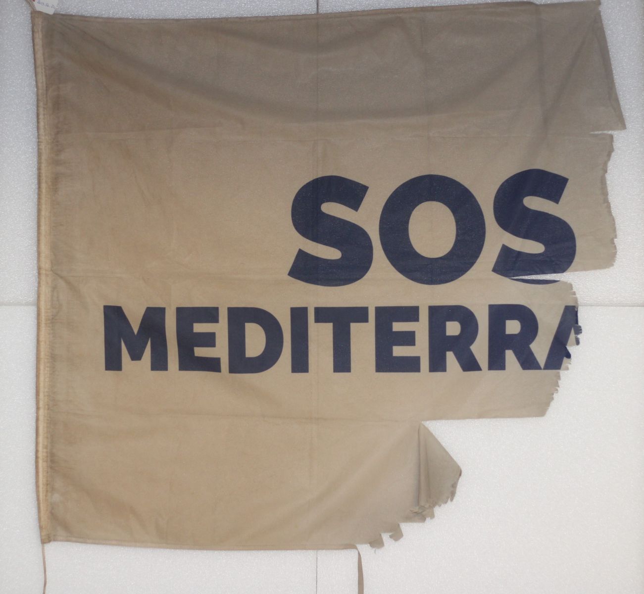 Pavillon "SOS MEDITERRANEE" de l'Aquarius_0