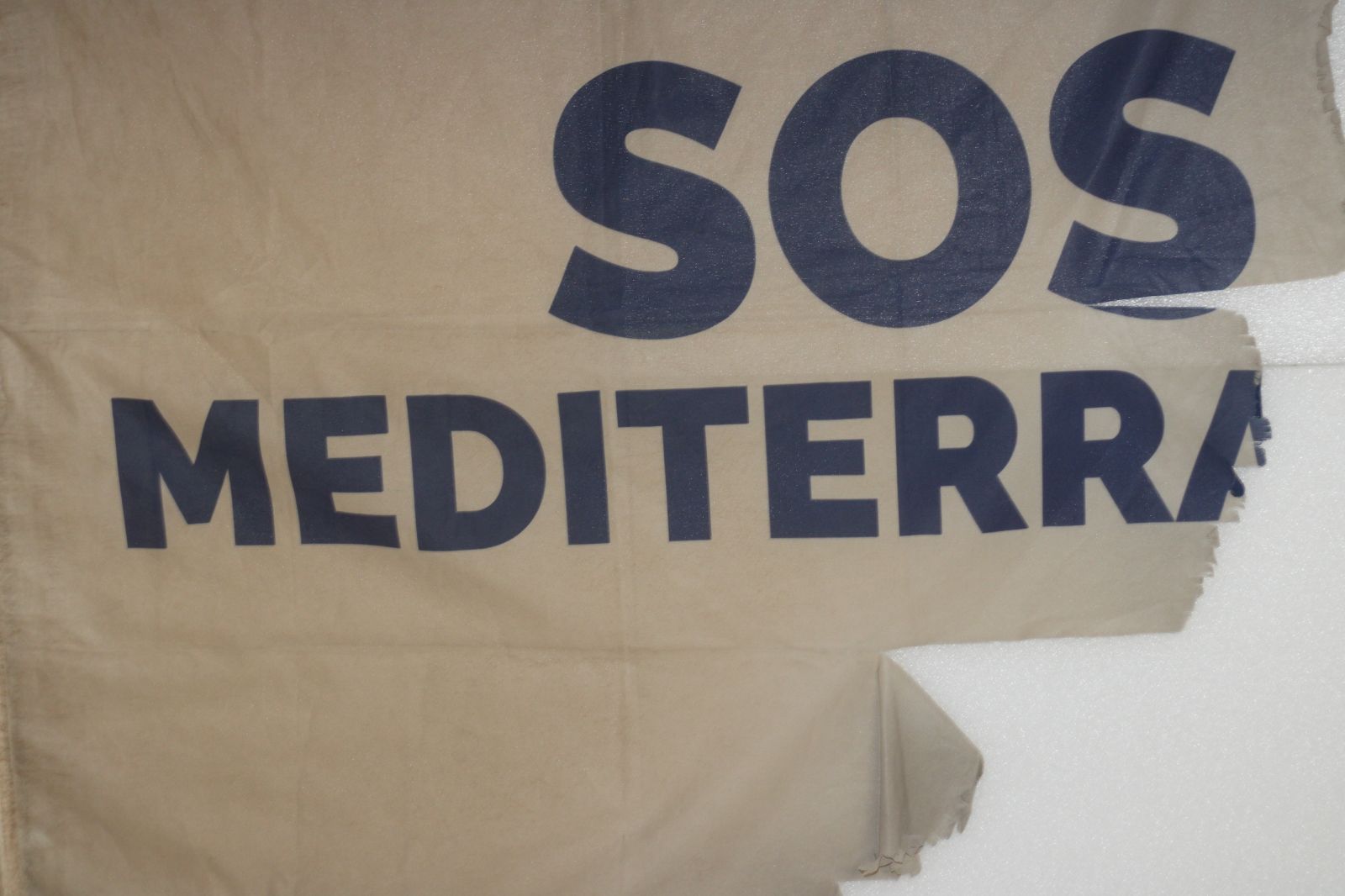 Pavillon "SOS MEDITERRANEE" de l'Aquarius_1