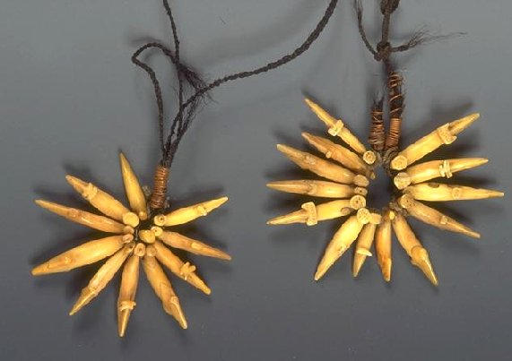 Ornement d'oreille_0