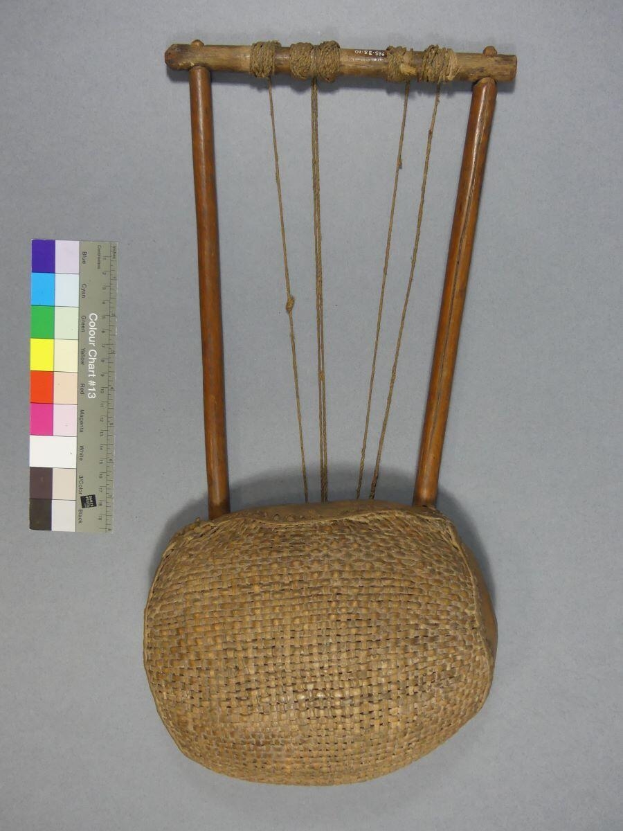 Lyre, instrument à cordes_4
