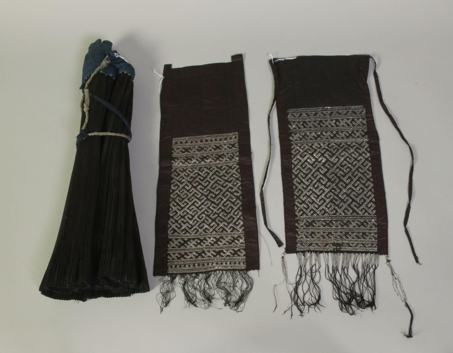 Costume de femme, veste, jupe, tablier (ensemble)_2