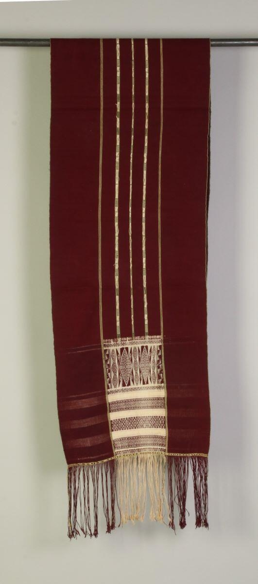 Costume de femme, voile, châle, coiffe_0