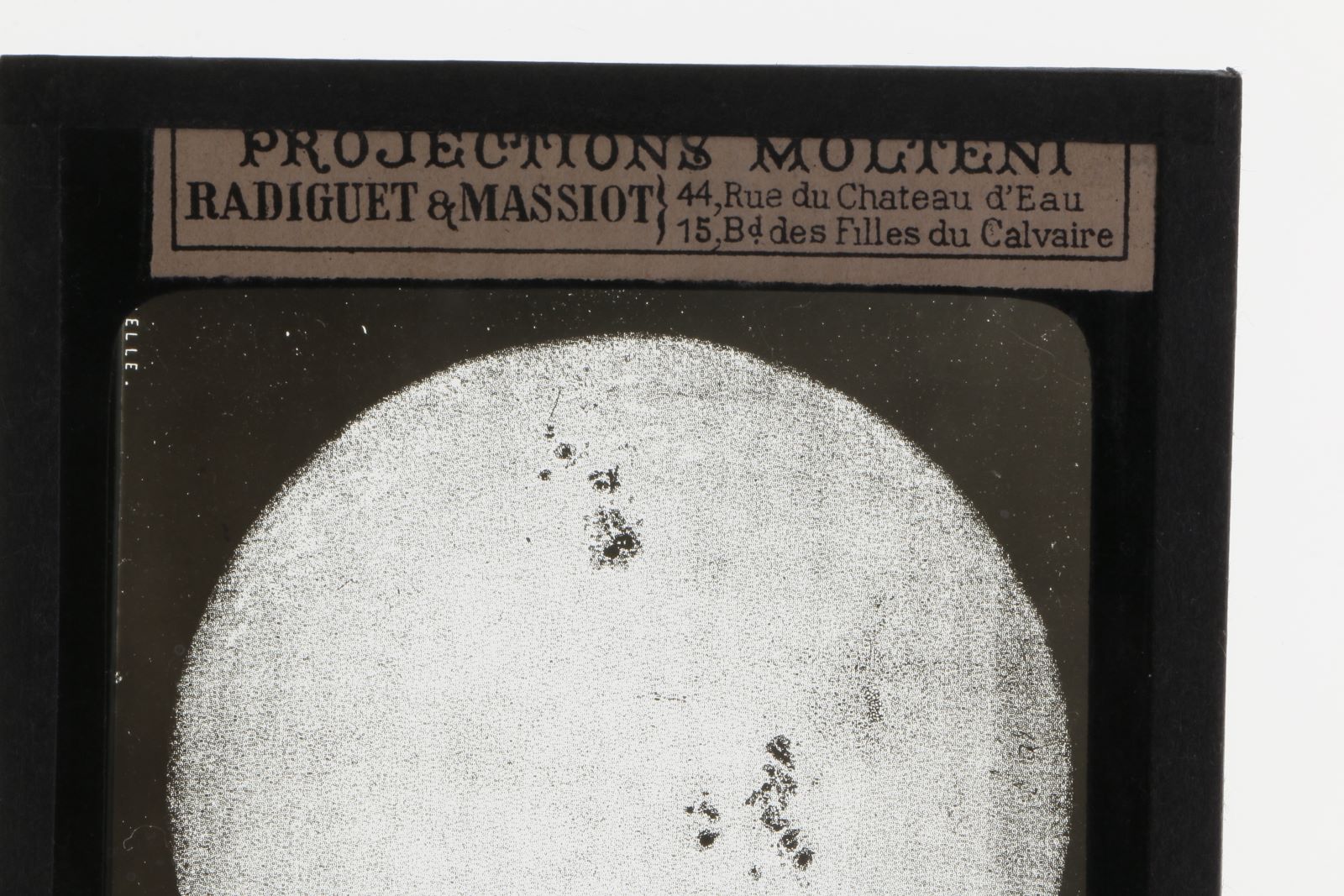 Aspect du soleil et de ses tâches (titre inscrit)_4