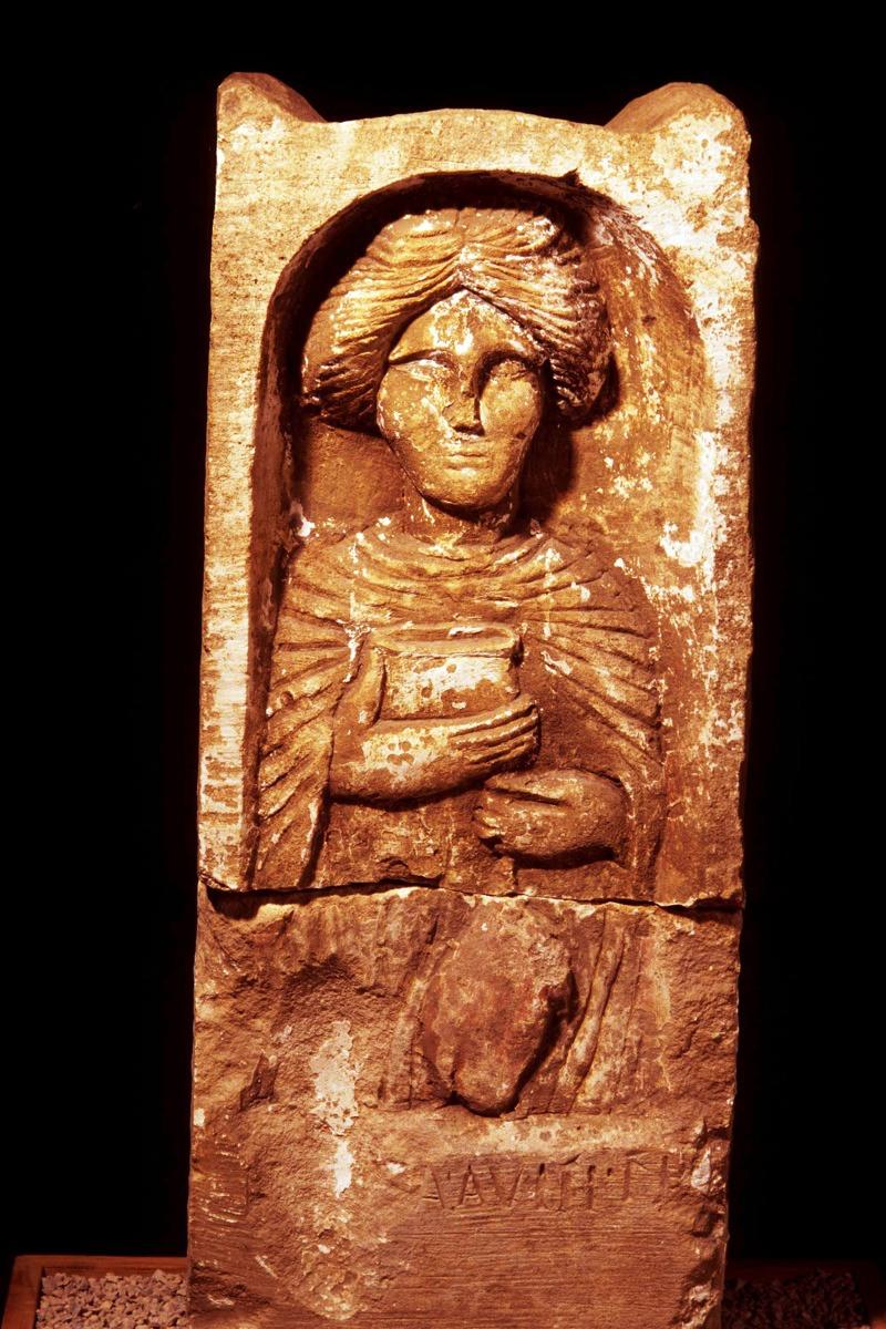 stèle funéraire, 1-300