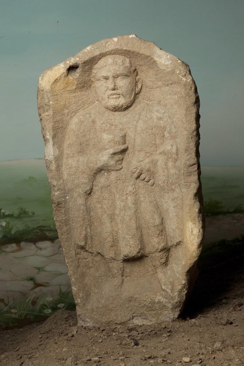 stèle funéraire, 1-300