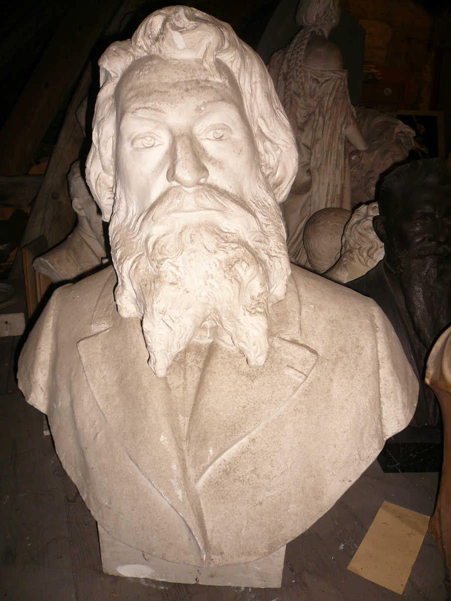 Buste de Paul Cabet (titre usuel), Paul Gasq