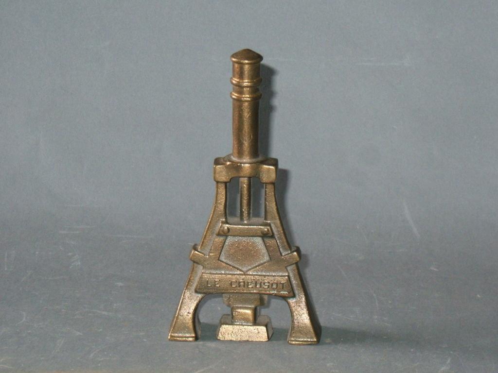 Marteau-pilon (en miniature)_0