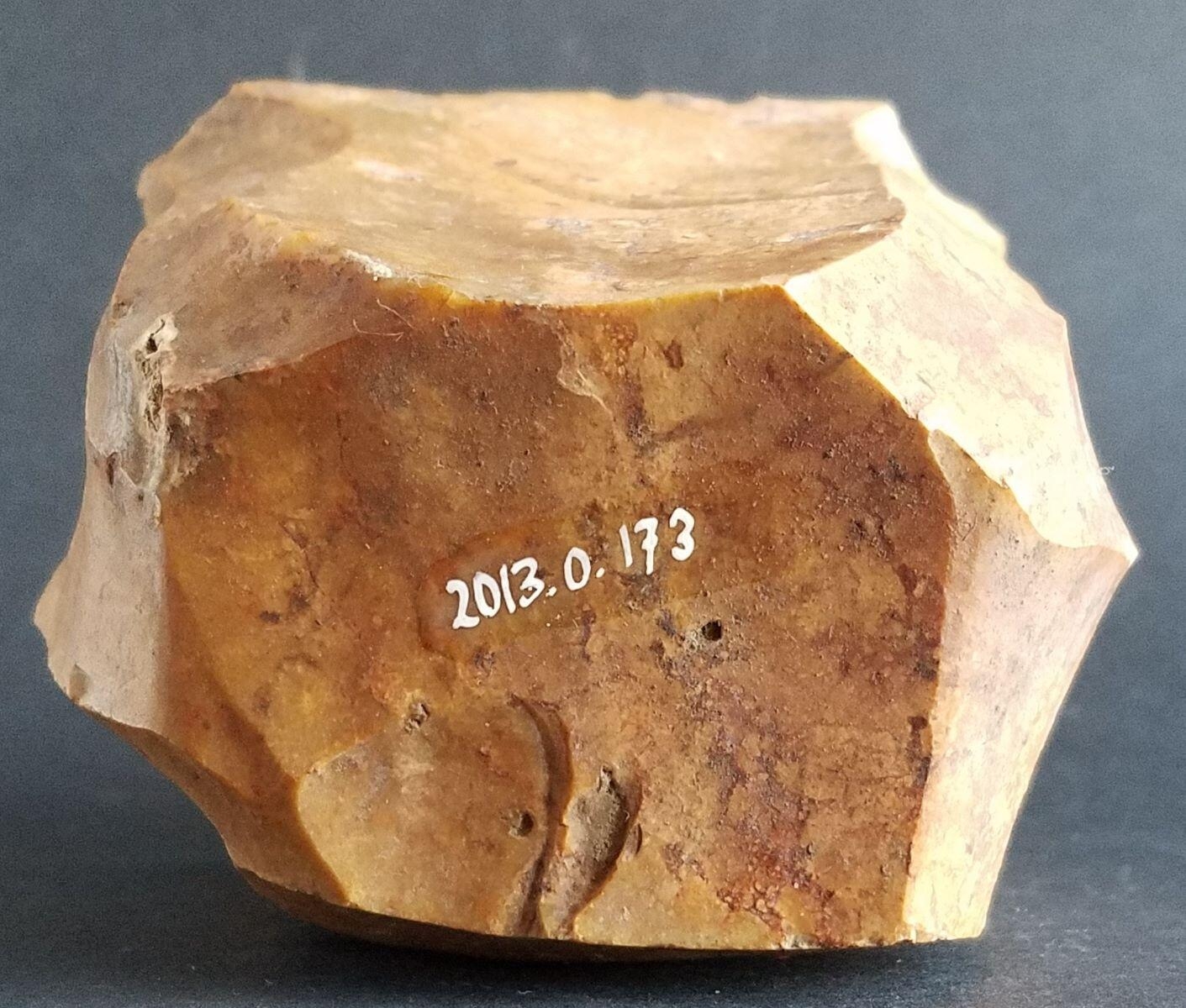 Nucleus (lot, 2), nucleus à lames, nucleus à éclat_4