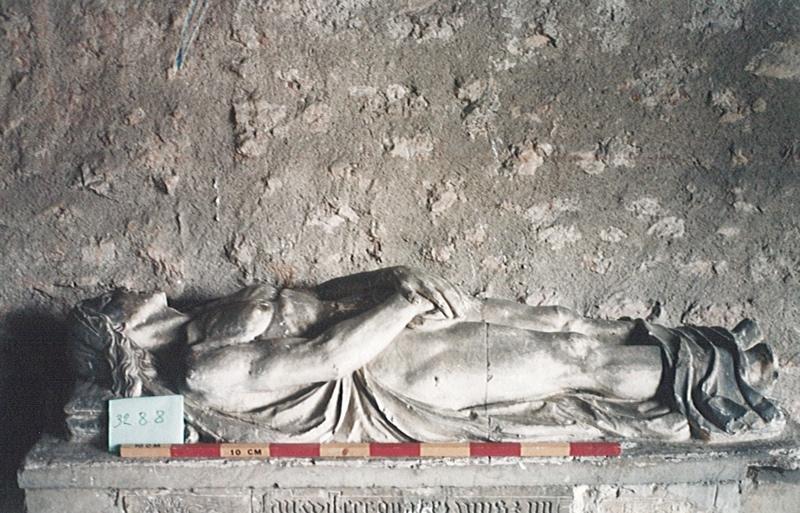Gisant de la Noyée d'Amboise_0