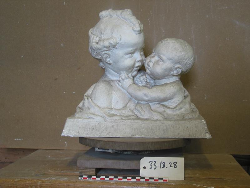 Petits enfants de M. Besnard, sénateur d'Indre-et-Loire, Henri Varenne, 4e quart 19e siècle, 1ère moitié 20e siècle