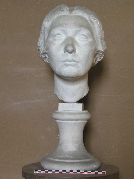Buste de femme avec un chignon, Alfred Jean Halou, 1ère moitié 20e siècle