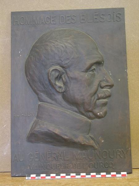 Hommage des blésois au général Maunoury, Alfred Jean Halou, 1ère moitié 20e siècle