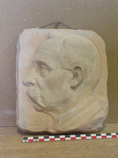 Profil d'un vieil homme à la moustache tombante, Alfred Jean Halou, 1ère moitié 20e siècle