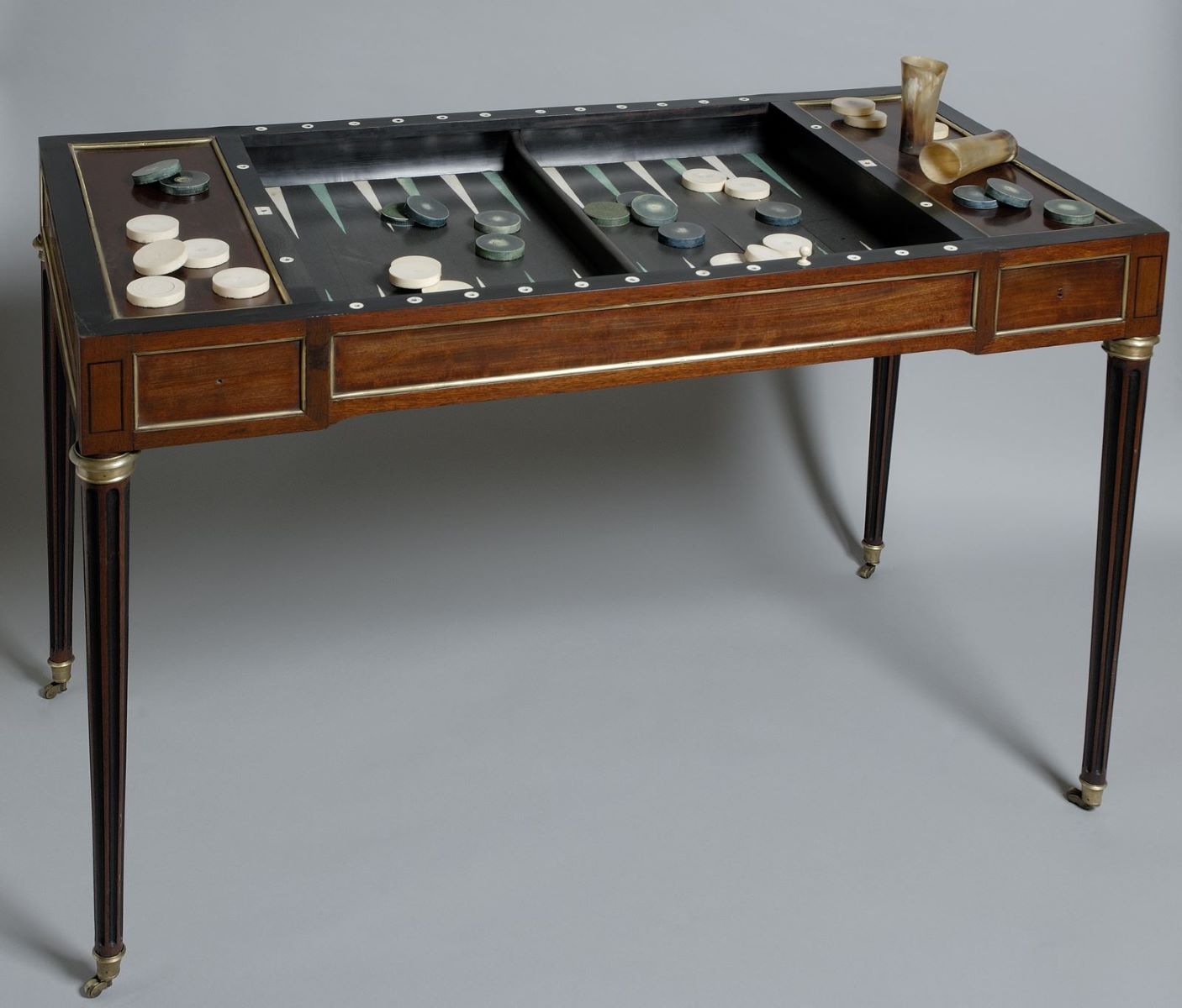 Table de  tric-trac_0