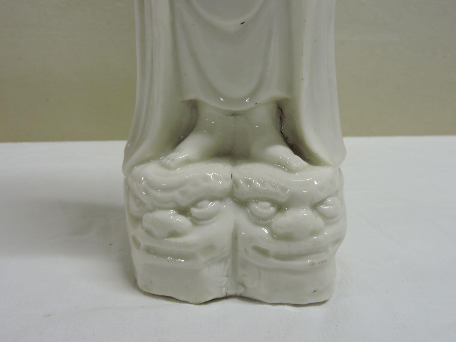 Guanyin à la robe blanche_2