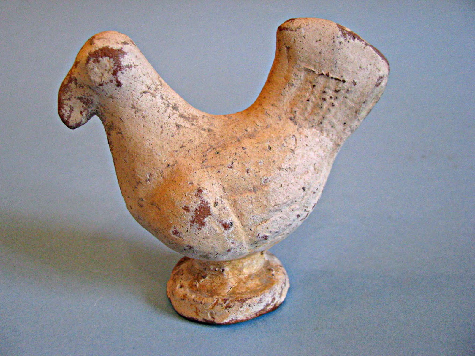 Petite poule en terre cuite_0