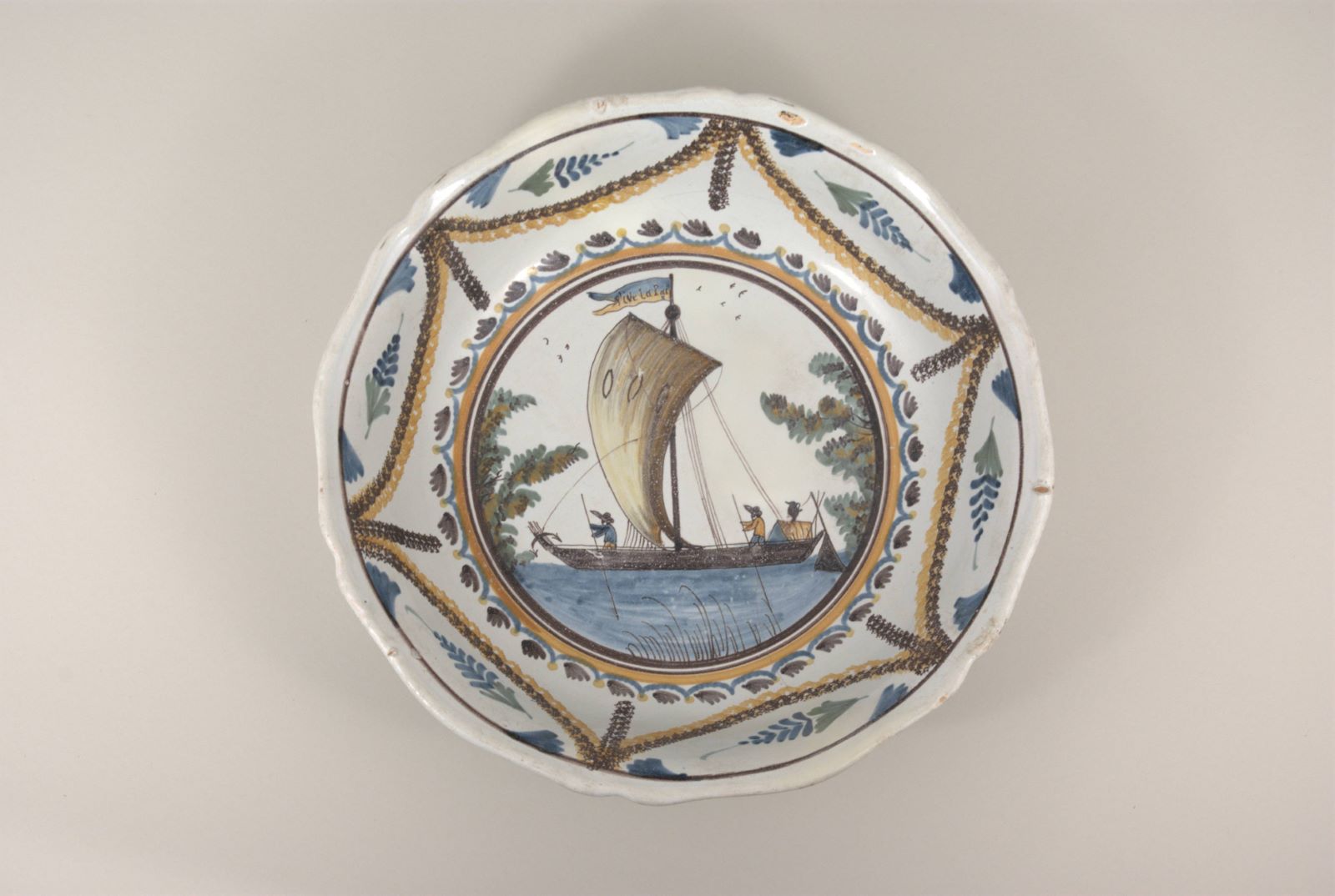 Saladier au chaland de Loire (titre usuel)_1