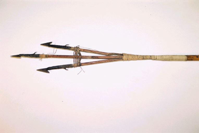 Sagaie (à trois pointes)_0