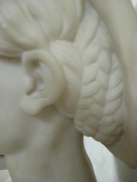 Buste de jeune italienne, Max Claudet, 1868