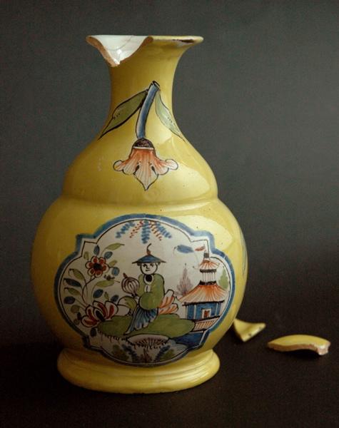 Bouteille au médaillon chinois_2